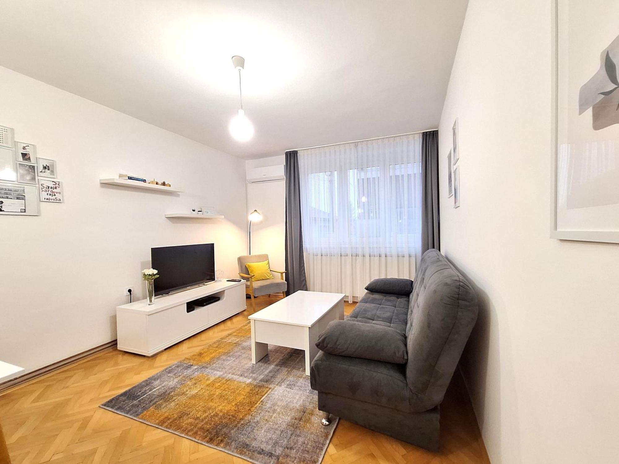 Apartma Dina